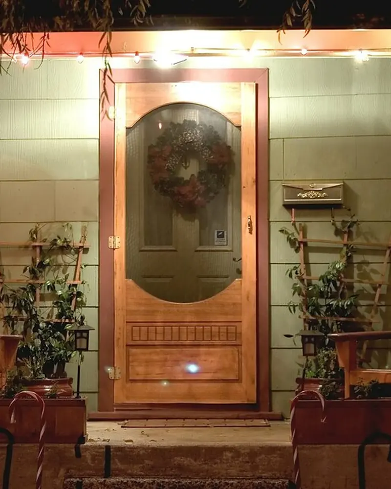 Home Bar interior in the Modern Heritage style