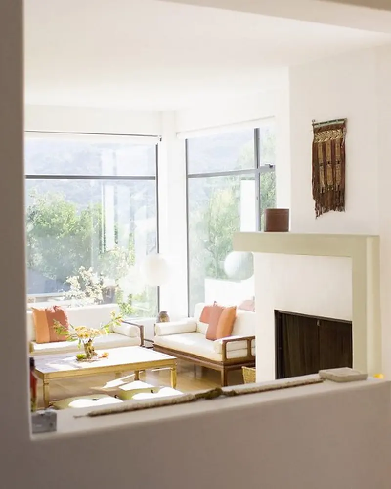 Slim casement, full-height interior in the Serene Minimal style